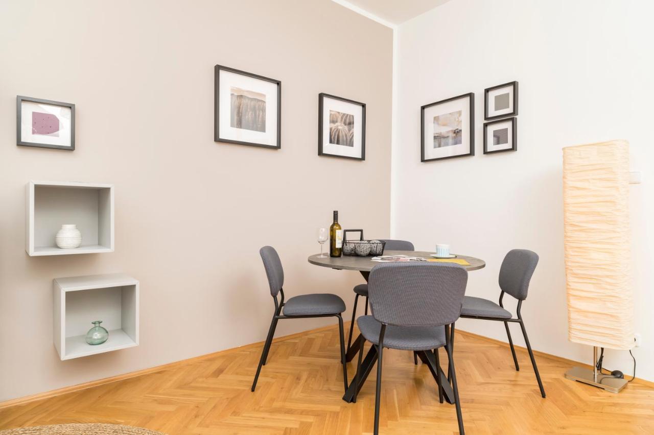 Business St Marx By Ichbucheat Apartment